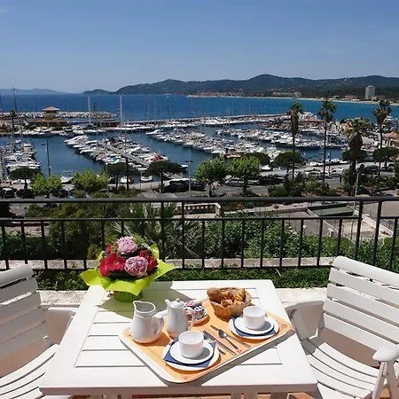 Hotel De La Calanque 3*