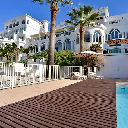 Hotel De La Calanque 3*