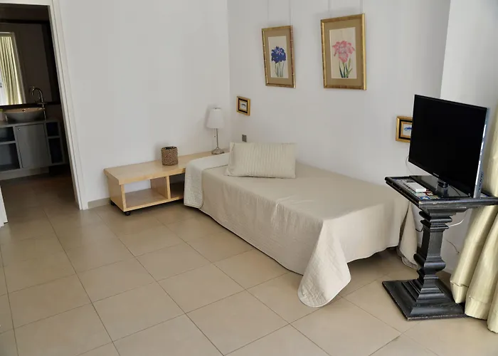 De La Calanque Hotel Le Lavandou